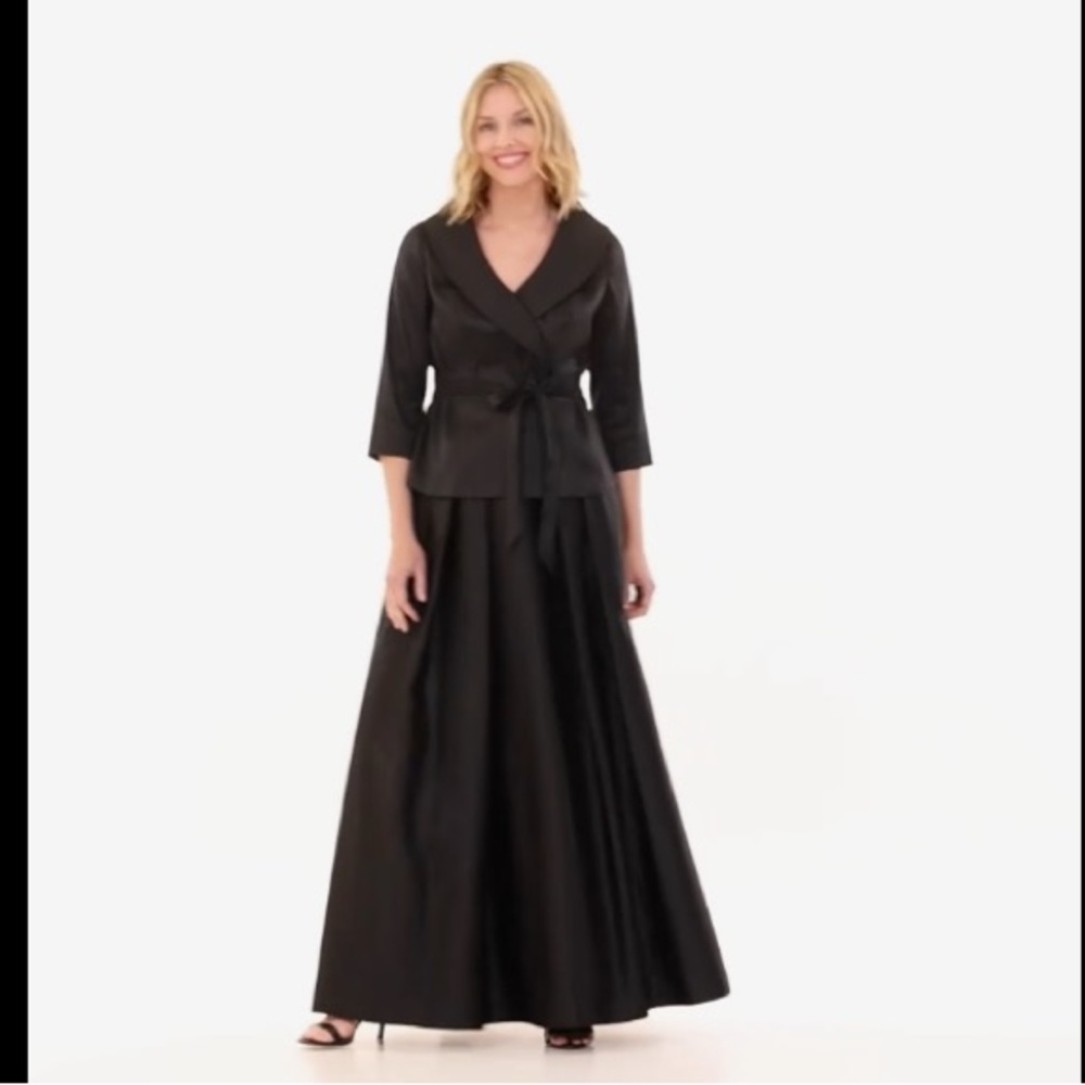 Alex Evenings Plus Size Satin Inverted Pleat Ball Gown Skirt - Picture 3 of 16